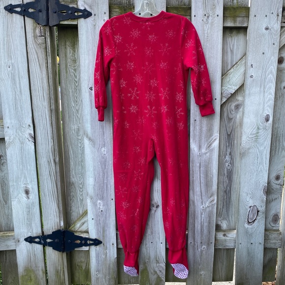 XHILERATION Fleece Onesie Body Suit Red with Snowflakes - Picture 5 of 7